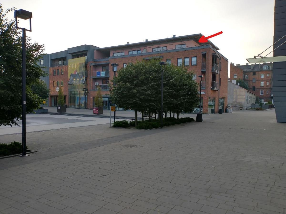 Apartament 80M2 Z 70M2 Tarasem -W Pelni Wyposazony - Wyjatkowe Centrum Miasta Wloclawek Exterior photo